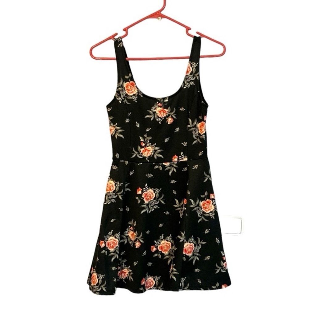 H&M Divided Women’s Black White Roses Floral Mini Tank Dress Size 6